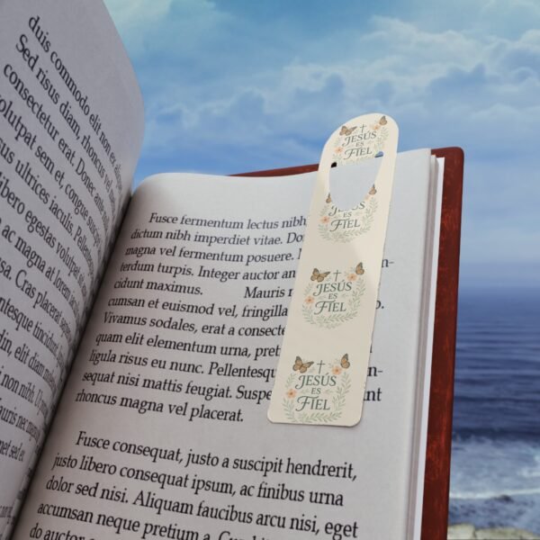 Inspirational Metal Bookmark - 'Jesus es Fiel'